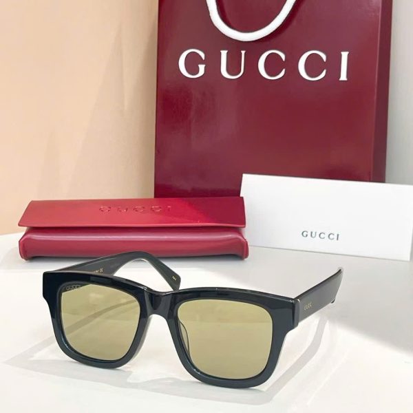 Gucci Sunglasses GG1135S