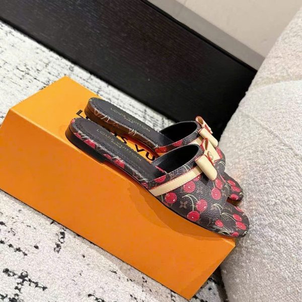 Louis Vuitton X Takashi Murakami Slides