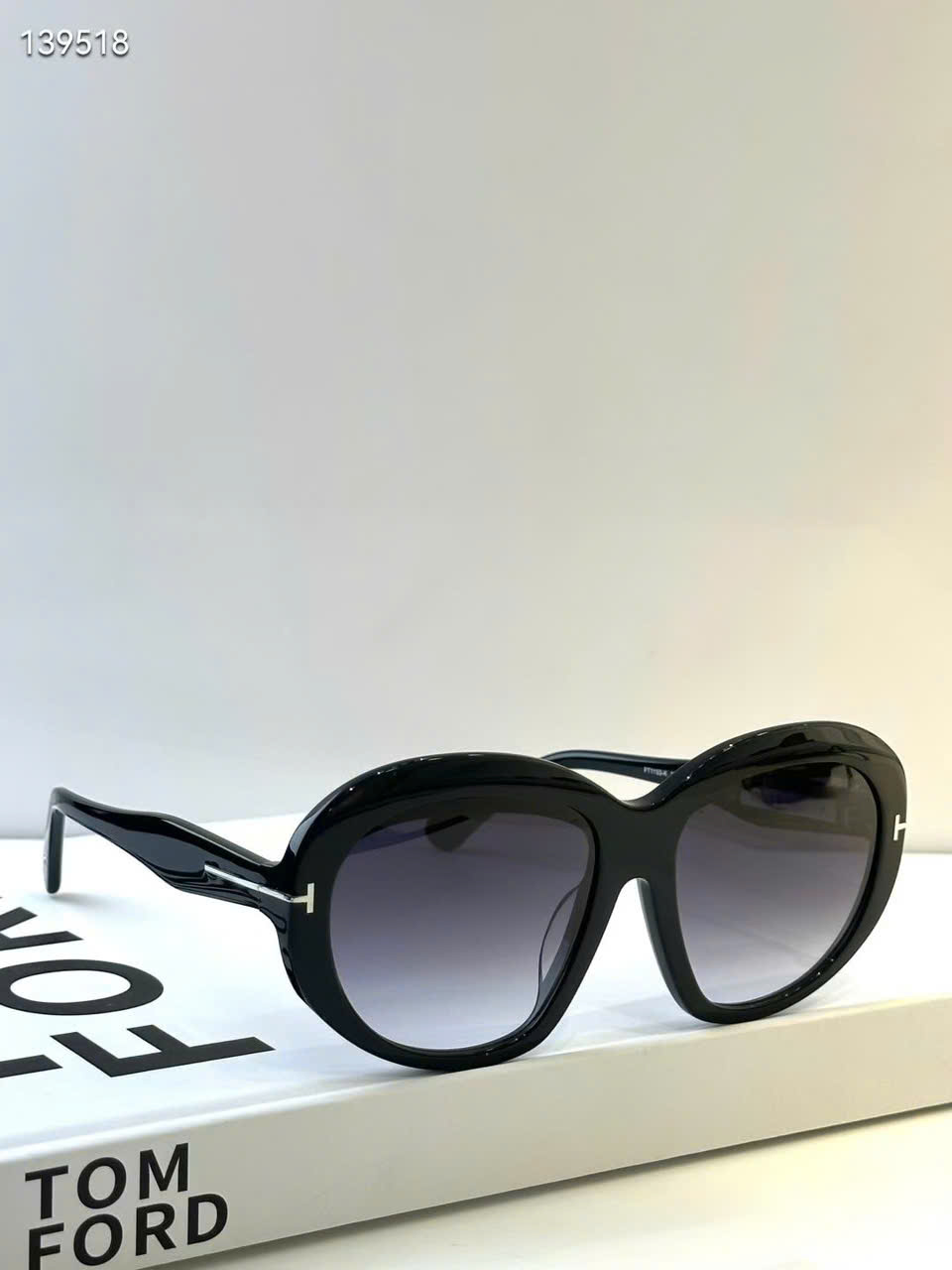 Tomford Sunglasses FT1193 - Image 11