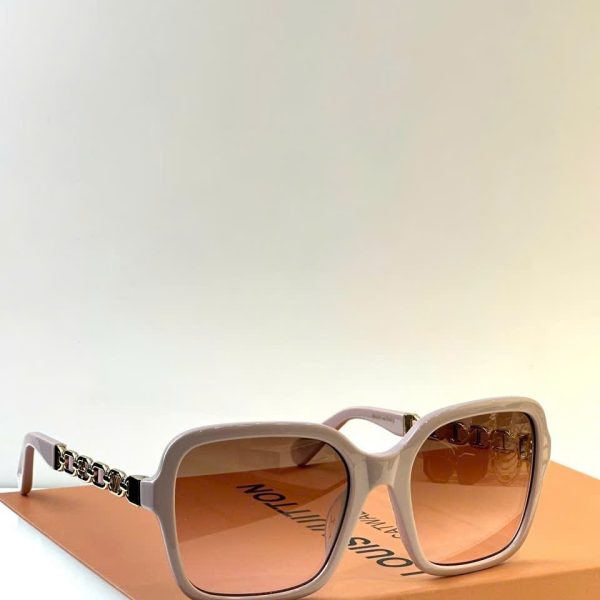 Louis Vuitton Sunglasses Z2648W