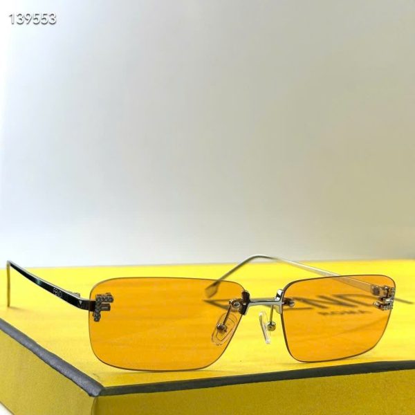 Fendi Sunglasses FE4172US