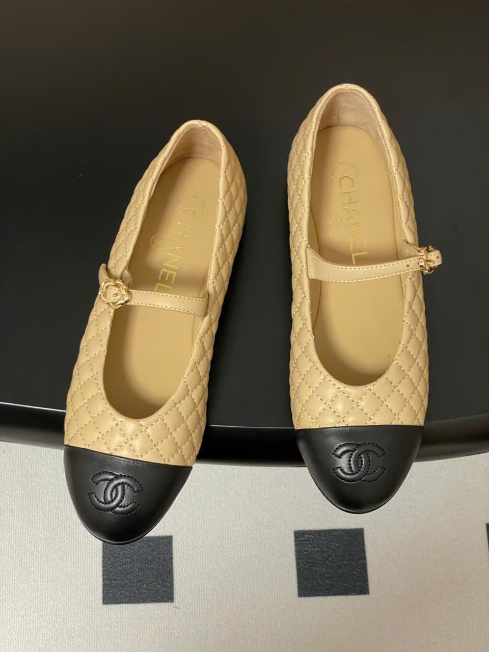 Chanel Clogo Ballet Women's Shoes - Image 5