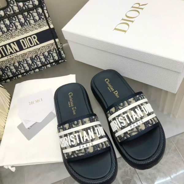 Christian Dior Women's Slide New Arrivals