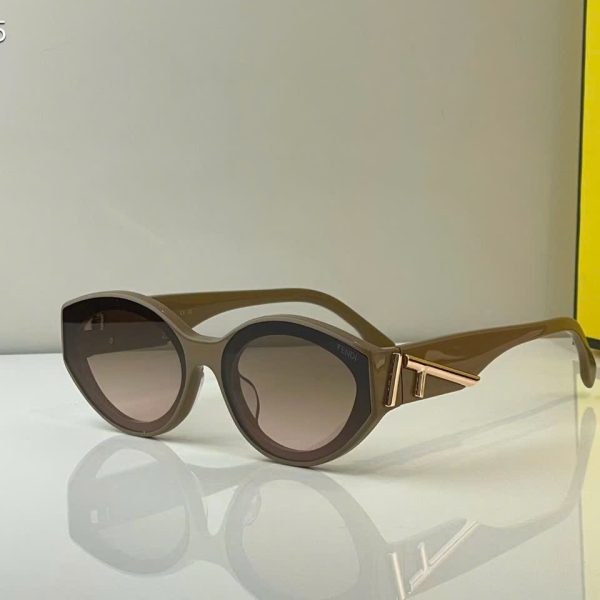 Fendi Sunglasses FE0A056V