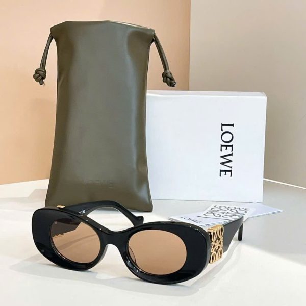 Loewe Sunglasses LW40175U