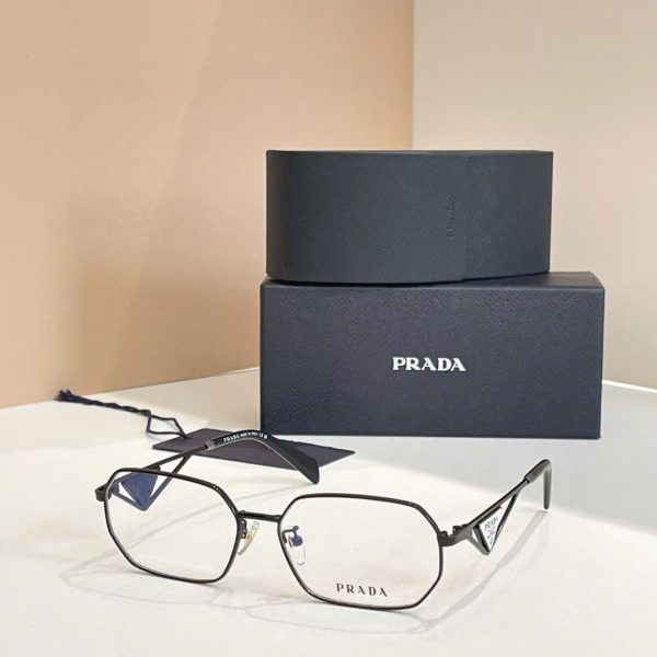 Prada Sunglasses SPR A51S