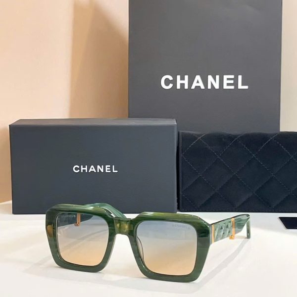 Chanel Sunglasses A95073