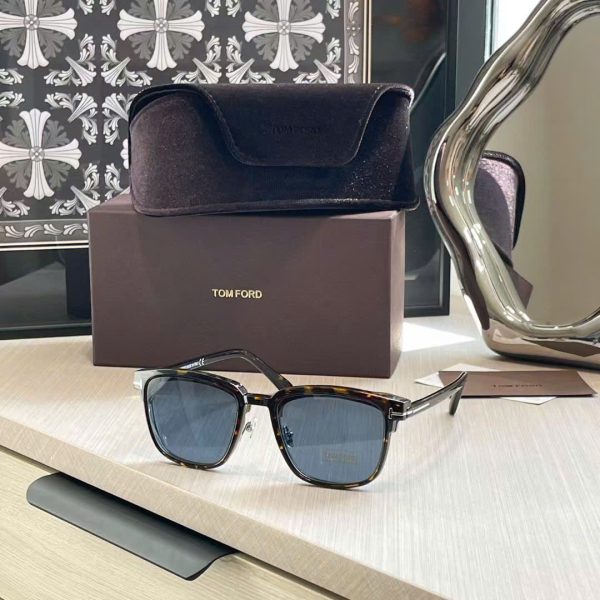 Tomford Sunglasses TF5683