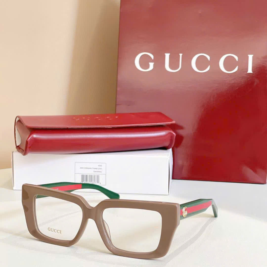 Gucci Sunglasses GG1529S
