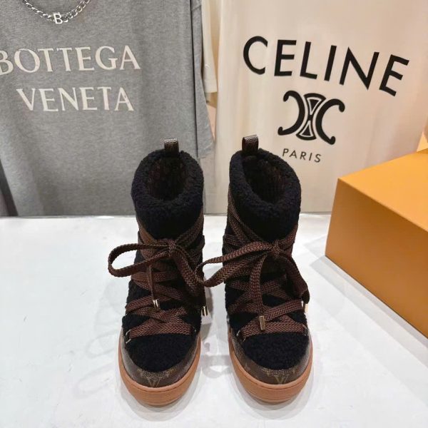 Louis Vuitton Monogram Women's Skate Boot