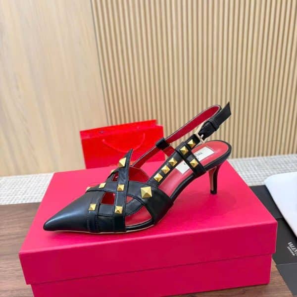 Valentino Garavani Rockstud Embellished Slingback Shoes 6.5cm