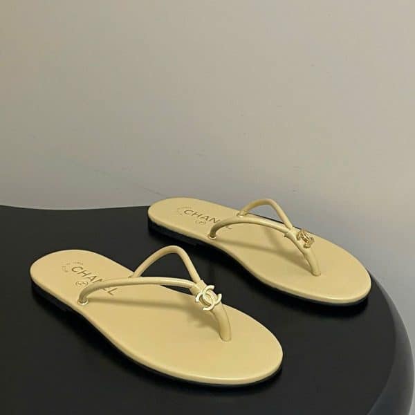 Chanel CLogo Flip Flop Women's Slides