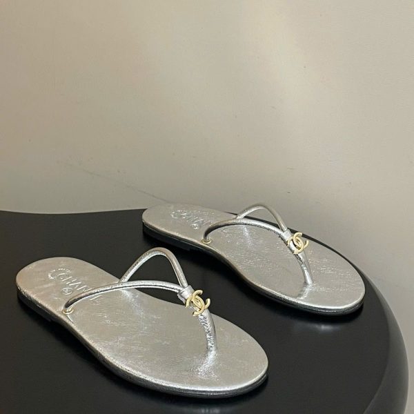 Chanel CLogo Flip Flop Women's Slides