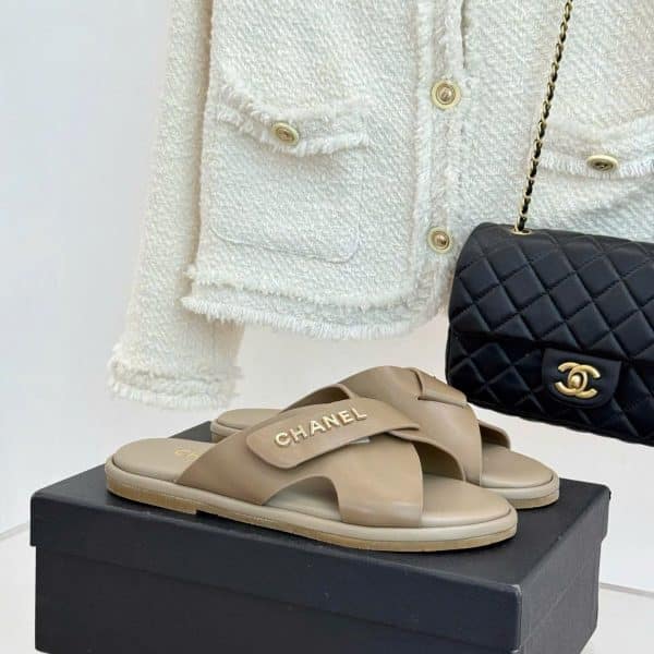 Chanel Women's Mules Sumer Slides