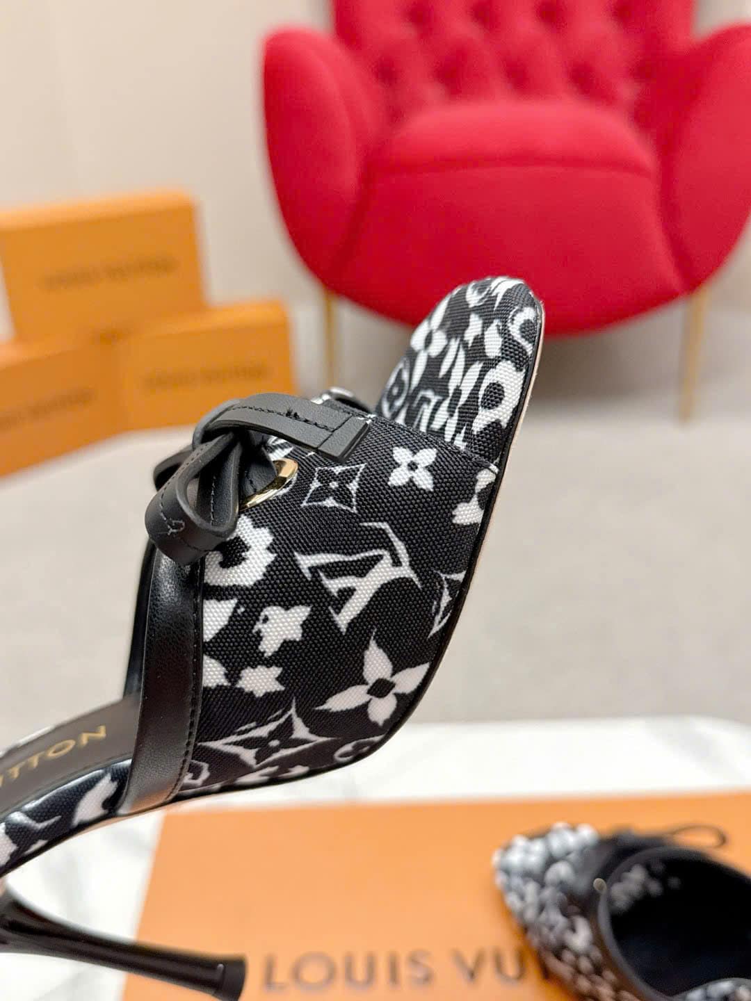 Louis Vuitton Murakami Women's Sandals 9cm - Image 7