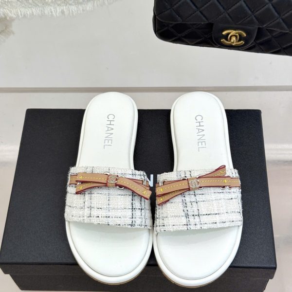 Chanel CLogo Women Slides