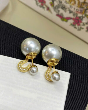 Dior Lucky Pearl Earrings