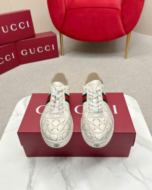 Gucci Unisex Stretch GG Canvas Low-Top Sneakers