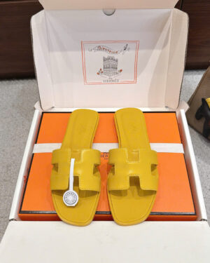 Hermès Oran Sandals