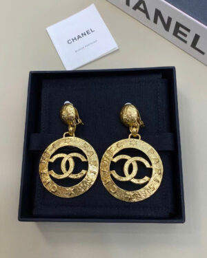 Vintage Chanel Pre-Owned Gold 'CC' Circle Dangle Earrings