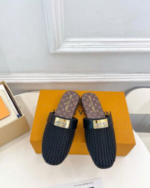 Louis Vuitton Haven Flat Closed Mule