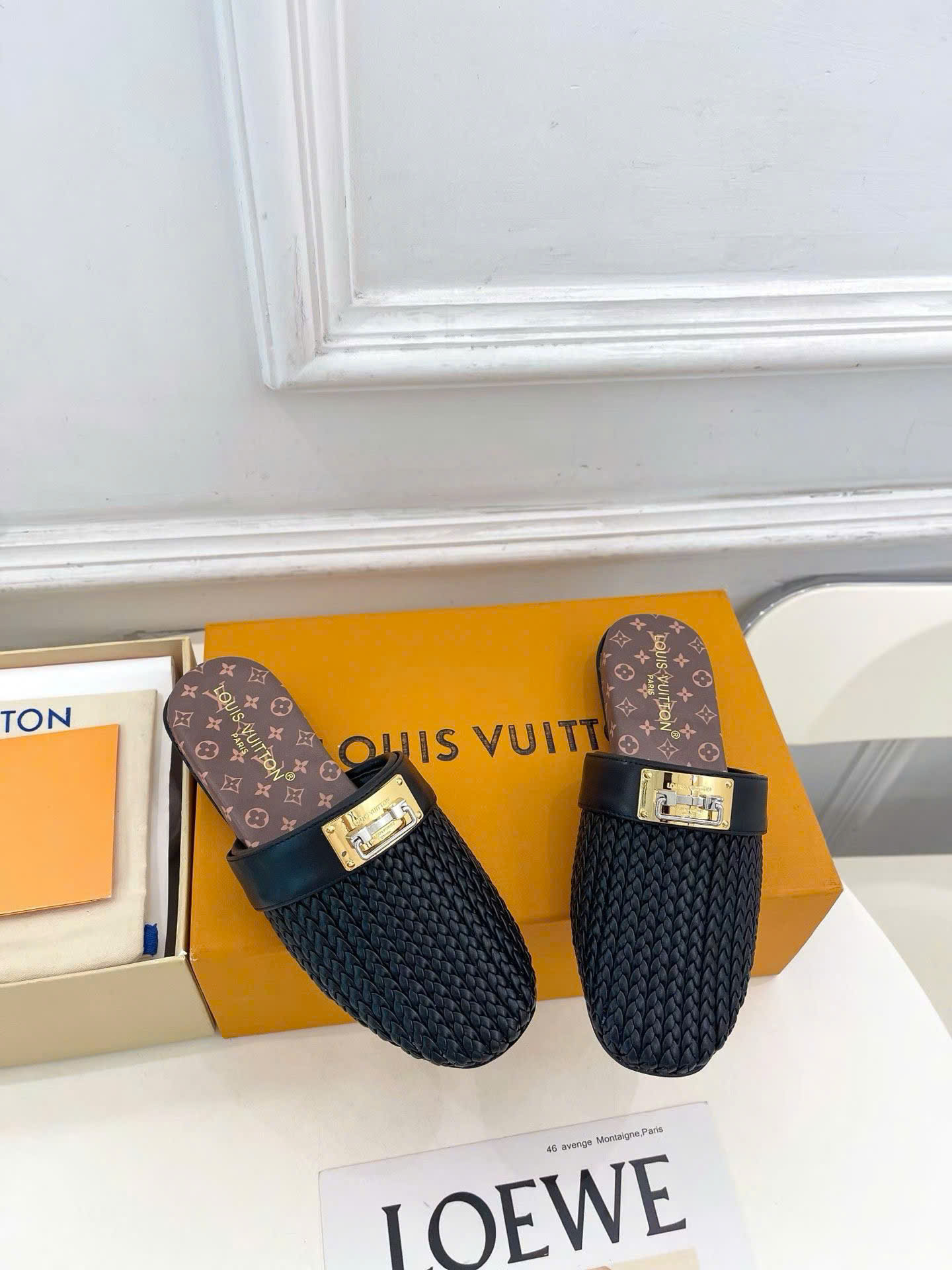 Louis Vuitton Haven Flat Closed Mule - Image 2