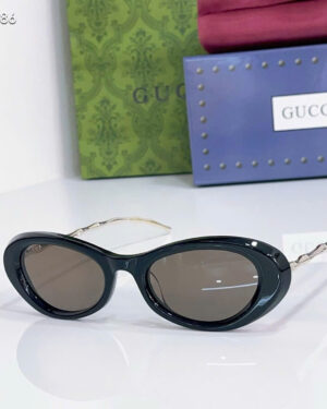 Gucci Women's Sunglasses GG2381S