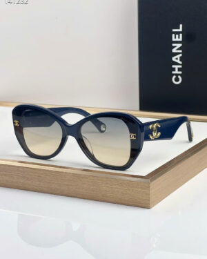 Chanel Women's Sunglasses 5501-H