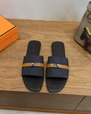 Hermès Giulia Sandals Women's