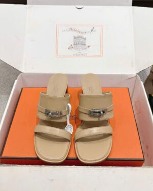 Hermès Avenue Sandals 5cm