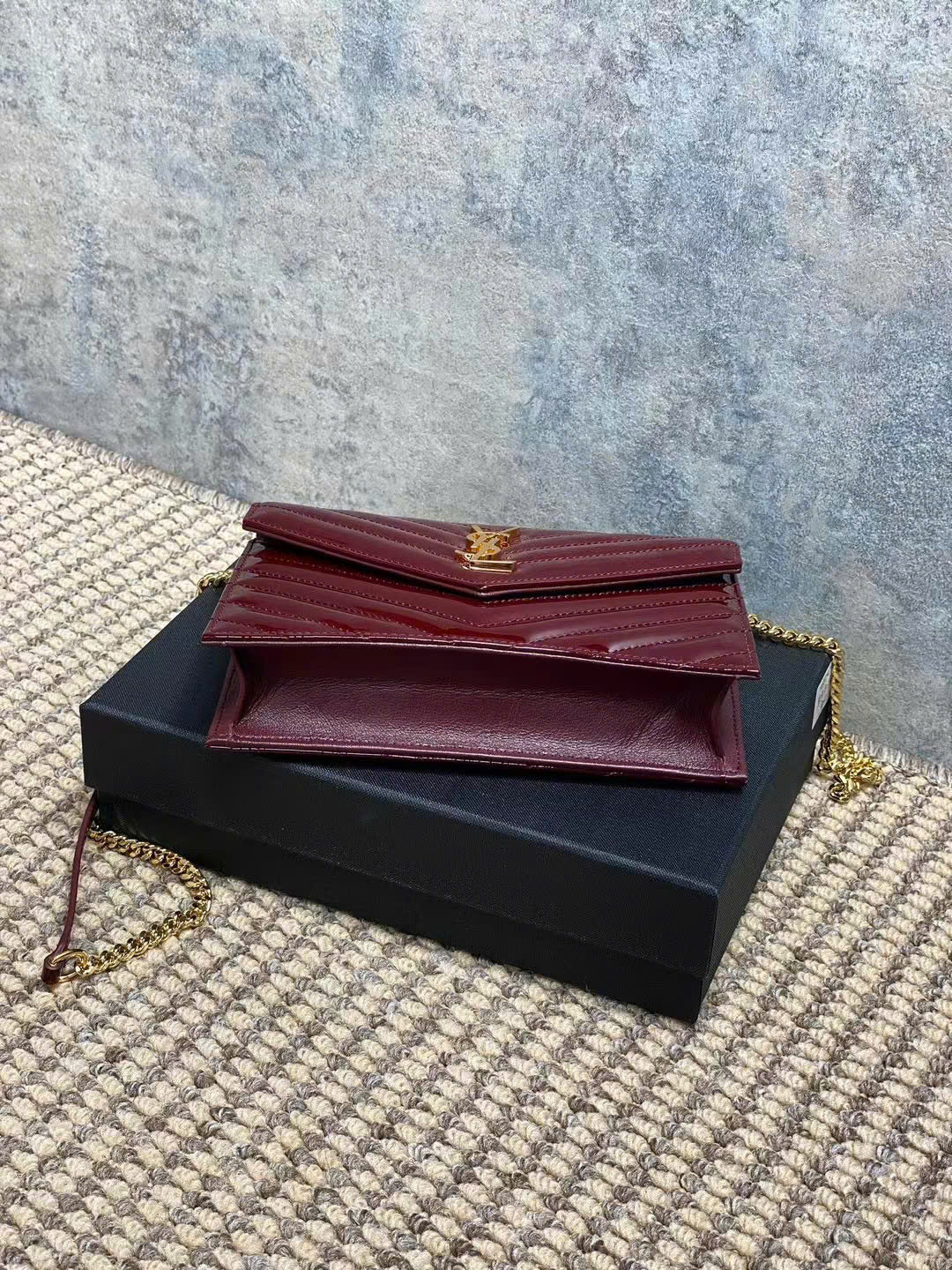 Saint Laurent Cassandre Envelope Chain Wallet in Patent Leather - Image 5