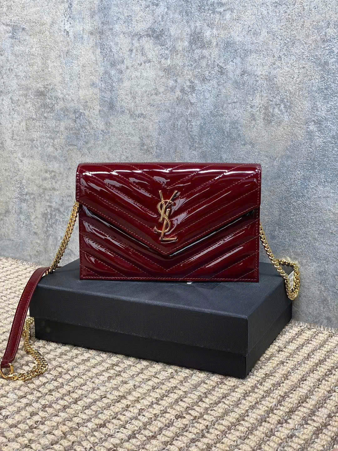 Saint Laurent Cassandre Envelope Chain Wallet in Patent Leather - Image 6
