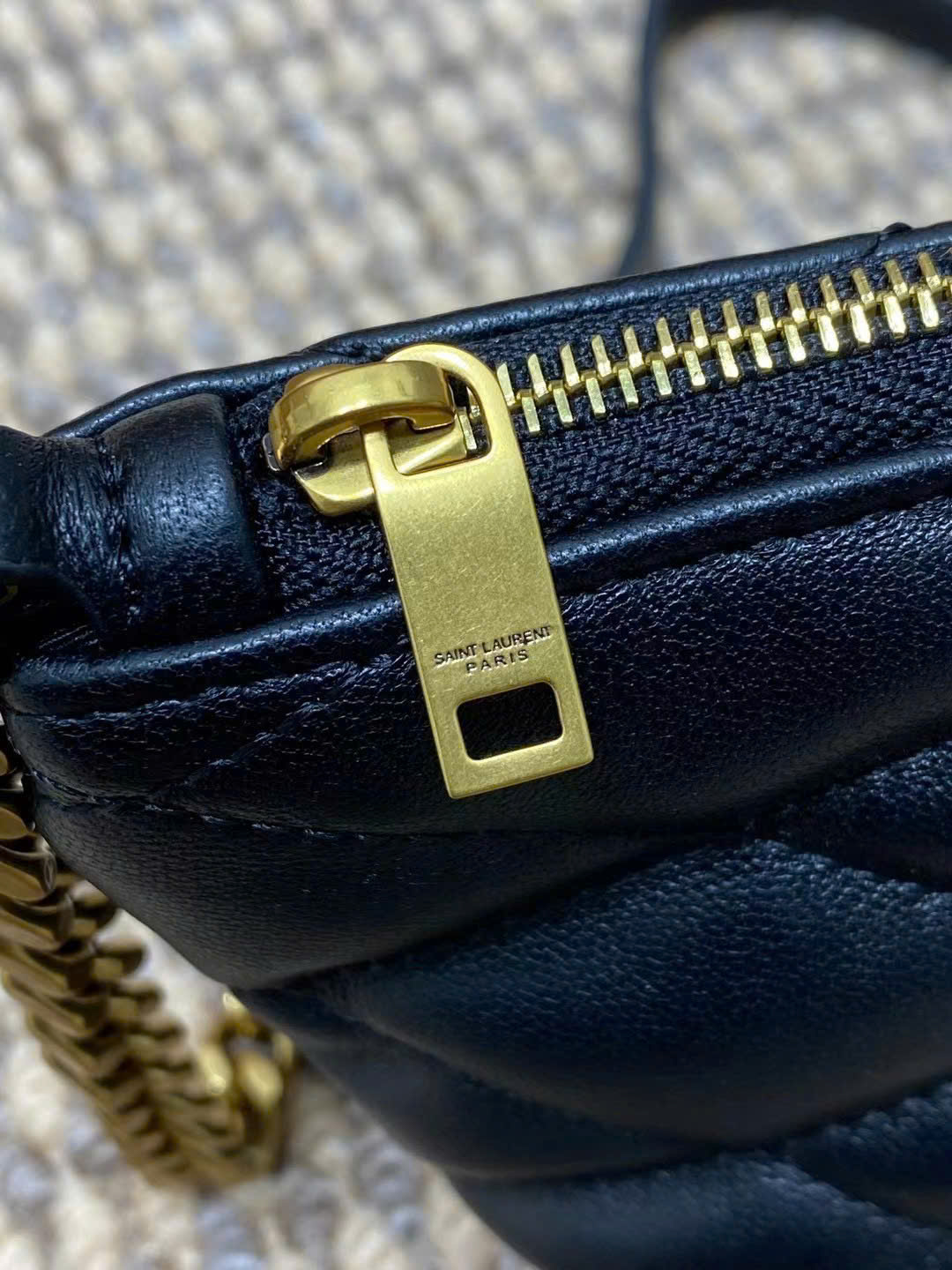 Saint Laurent Gaby Zipped Quilted Bag - Image 2