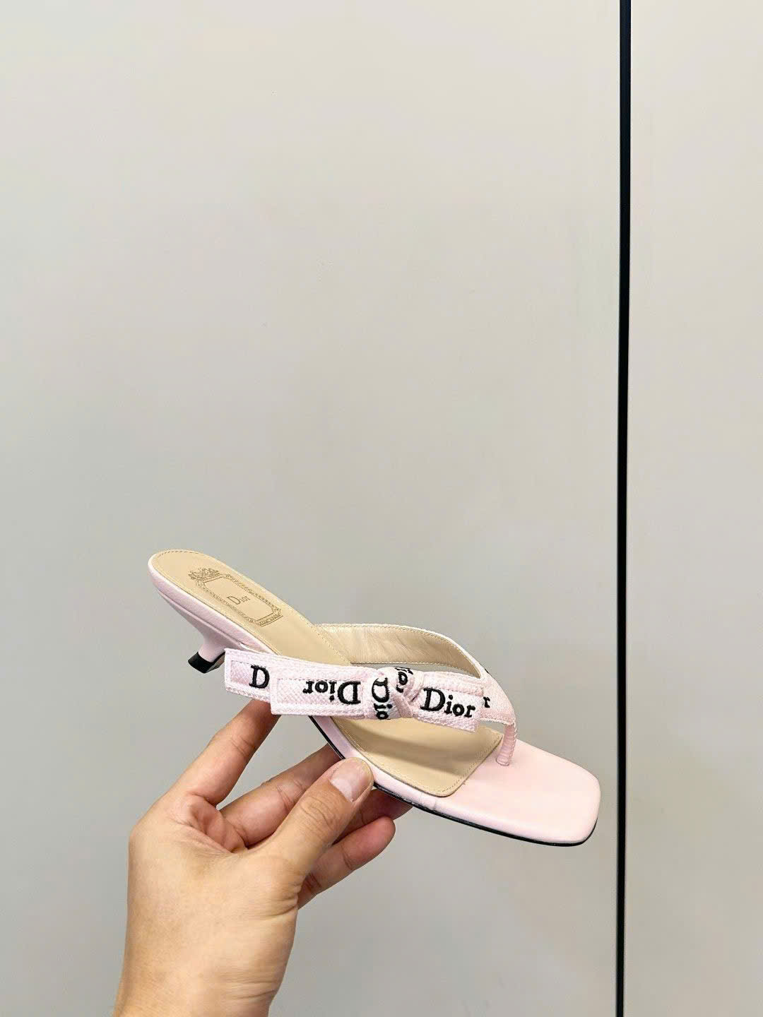 Dior J'Adior Embroidered Thong Sandal - Image 4