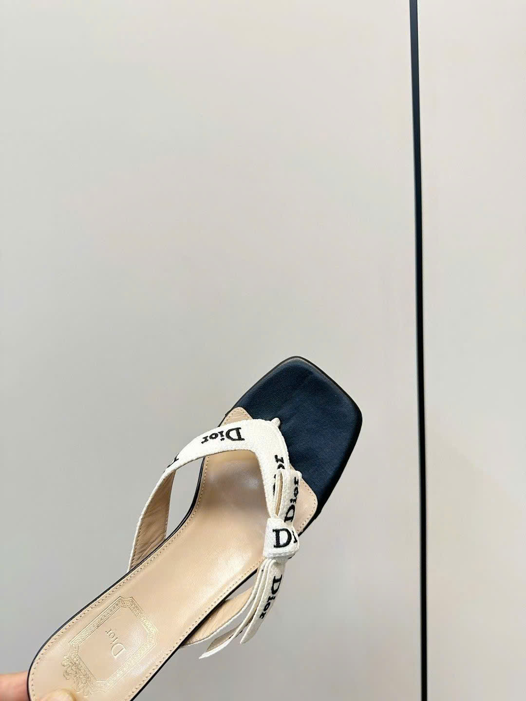 Dior J'Adior Embroidered Thong Sandal - Image 5