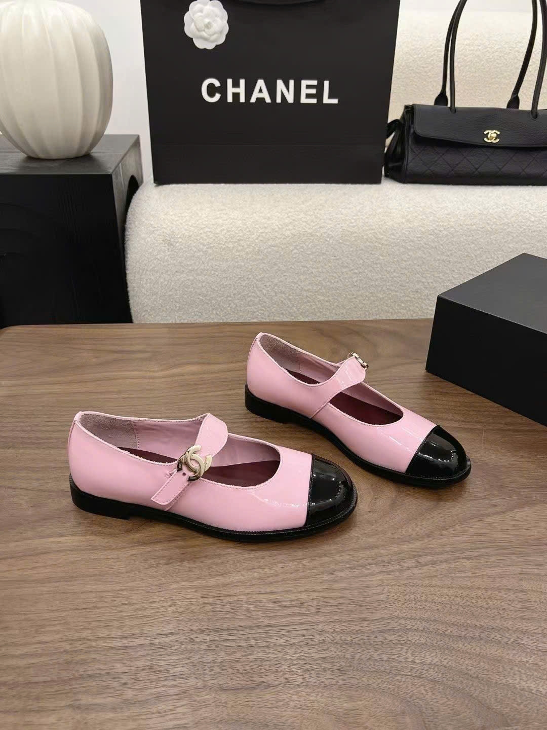 Chanel Patent Mary Jane Shoes - Image 4