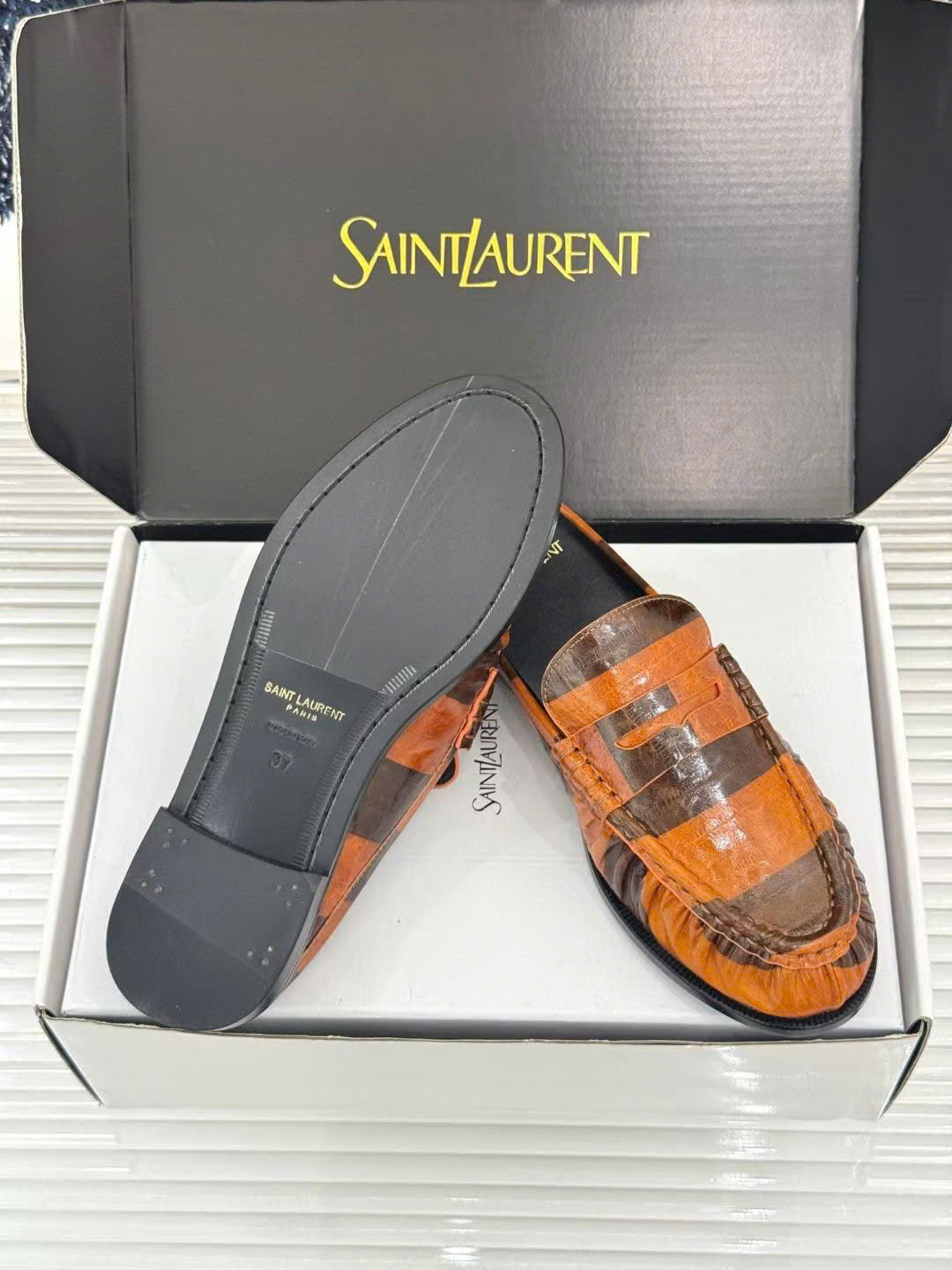 Saint Laurent Le Loafer Unisex Leather Mules - Image 2