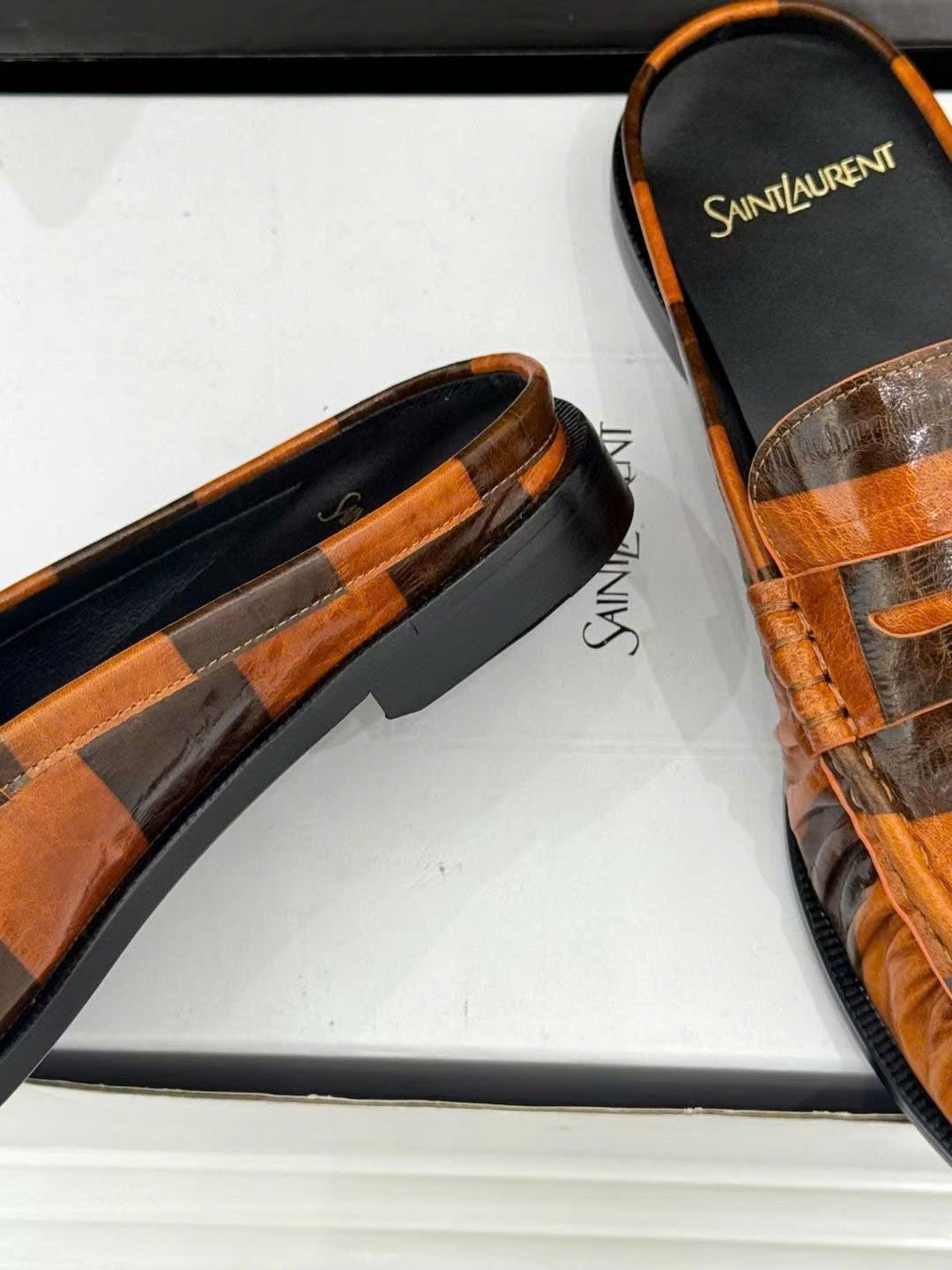 Saint Laurent Le Loafer Unisex Leather Mules - Image 4