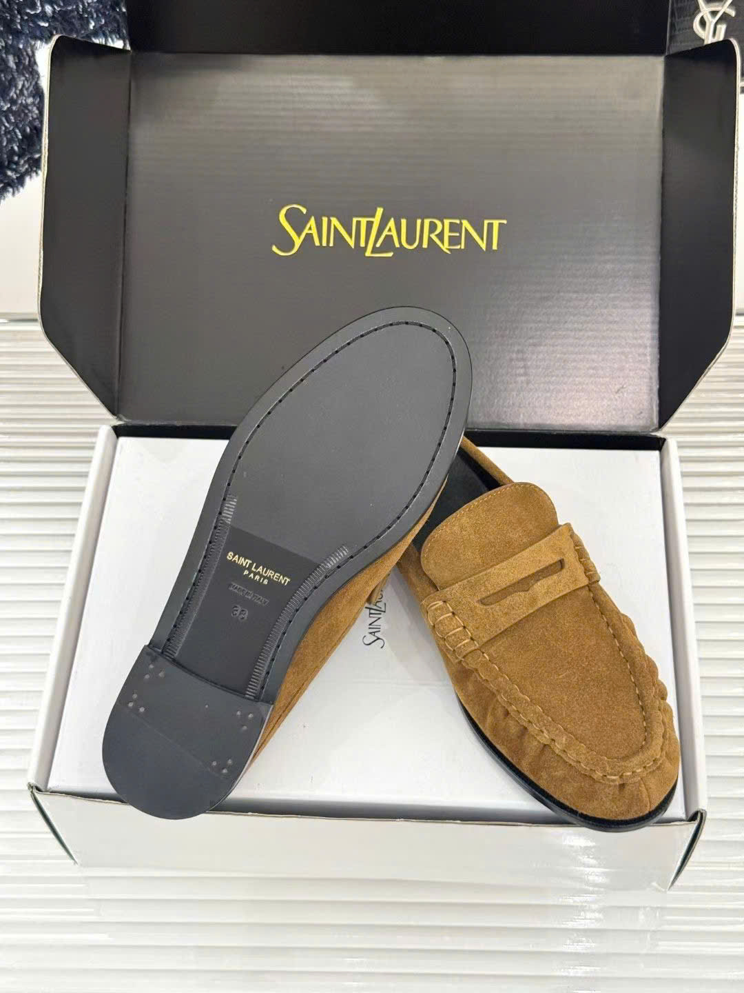 Saint Laurent Le Loafer Unisex Leather Mules - Image 2