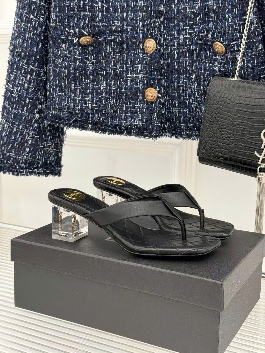 Saint Laurent Sip 45 Thong Sandals in Quilted Leather - Image 10