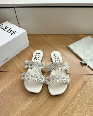 Loewe Paula's Ibiza Petal Anagram Slide