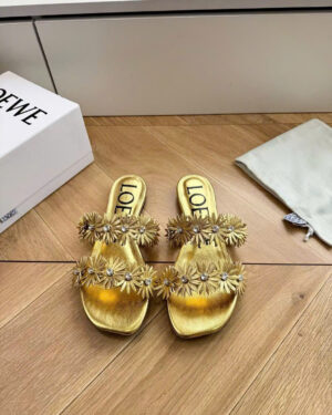 Loewe Paula's Ibiza Petal Anagram Slide
