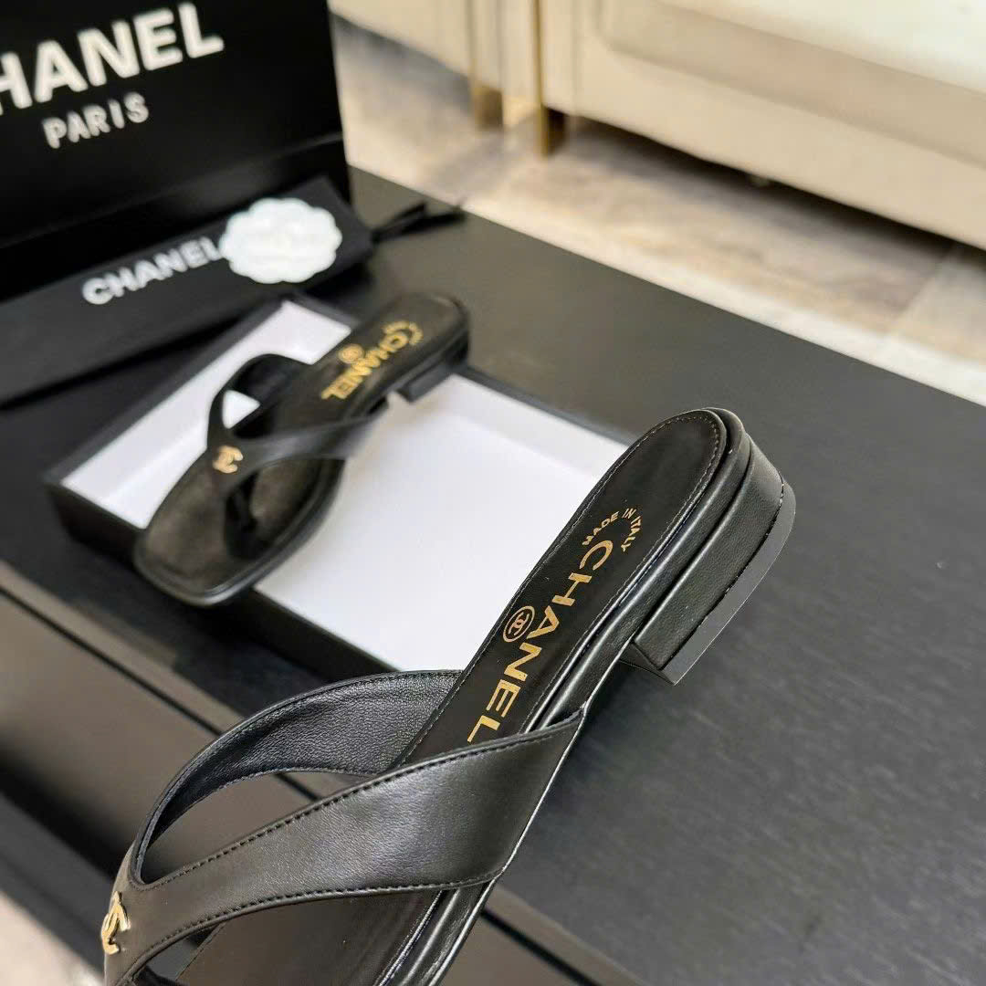 Chanel Coco Thong Flat Sandal - Image 5