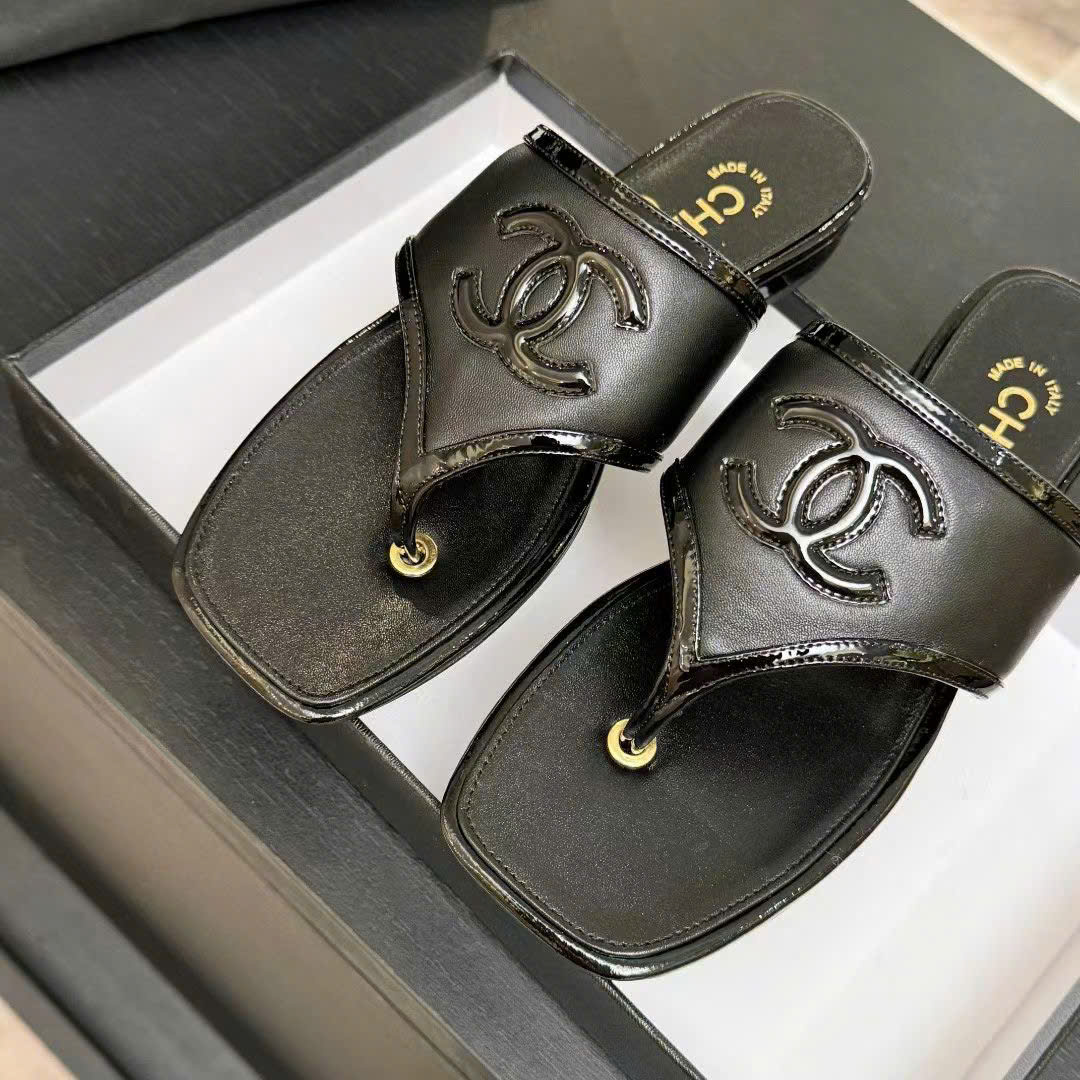 Chanel Coco Thong Flat Sandal - Image 8