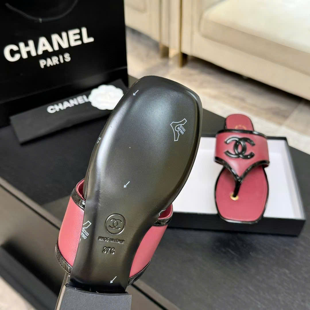 Chanel Coco Thong Flat Sandal - Image 5