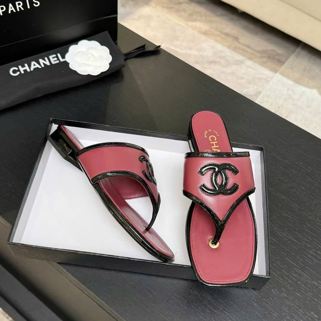 Chanel Coco Thong Flat Sandal - Image 8